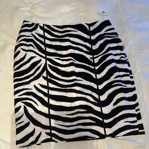 White House Black Market Skirt, Zebra Strip, Large